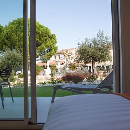 Hotel Le Domaine Des Oliviers Pierrelatte Exteriér fotografie