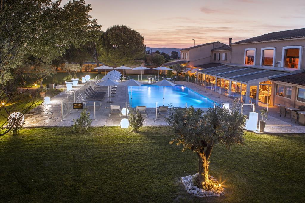 Hotel Le Domaine Des Oliviers Pierrelatte Exteriér fotografie