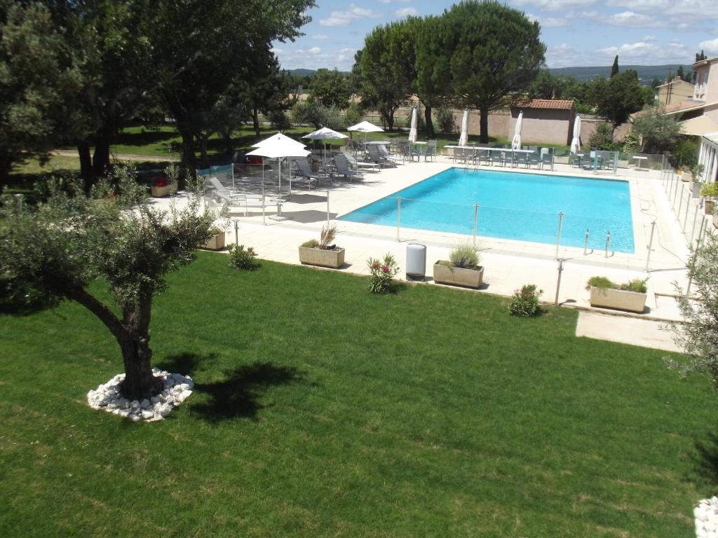 Hotel Le Domaine Des Oliviers Pierrelatte Pokoj fotografie