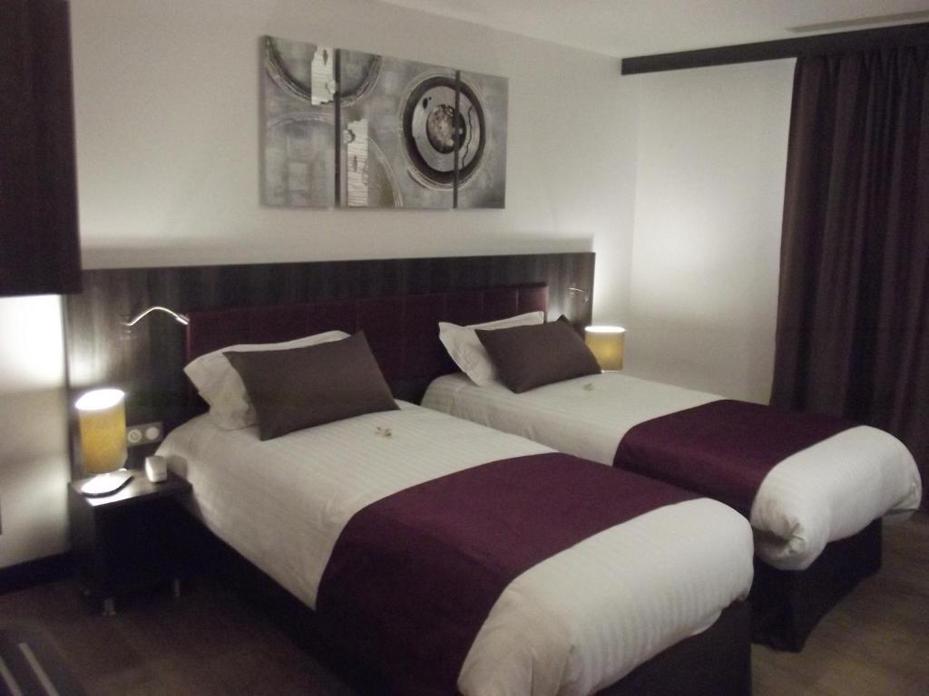 Hotel Le Domaine Des Oliviers Pierrelatte Pokoj fotografie