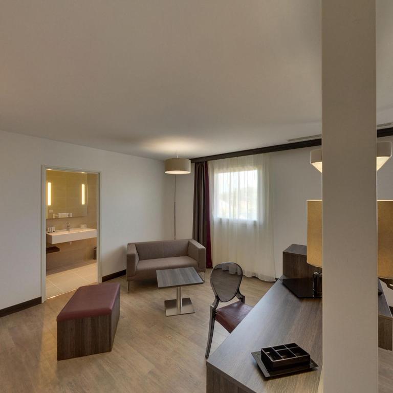 Hotel Le Domaine Des Oliviers Pierrelatte Pokoj fotografie