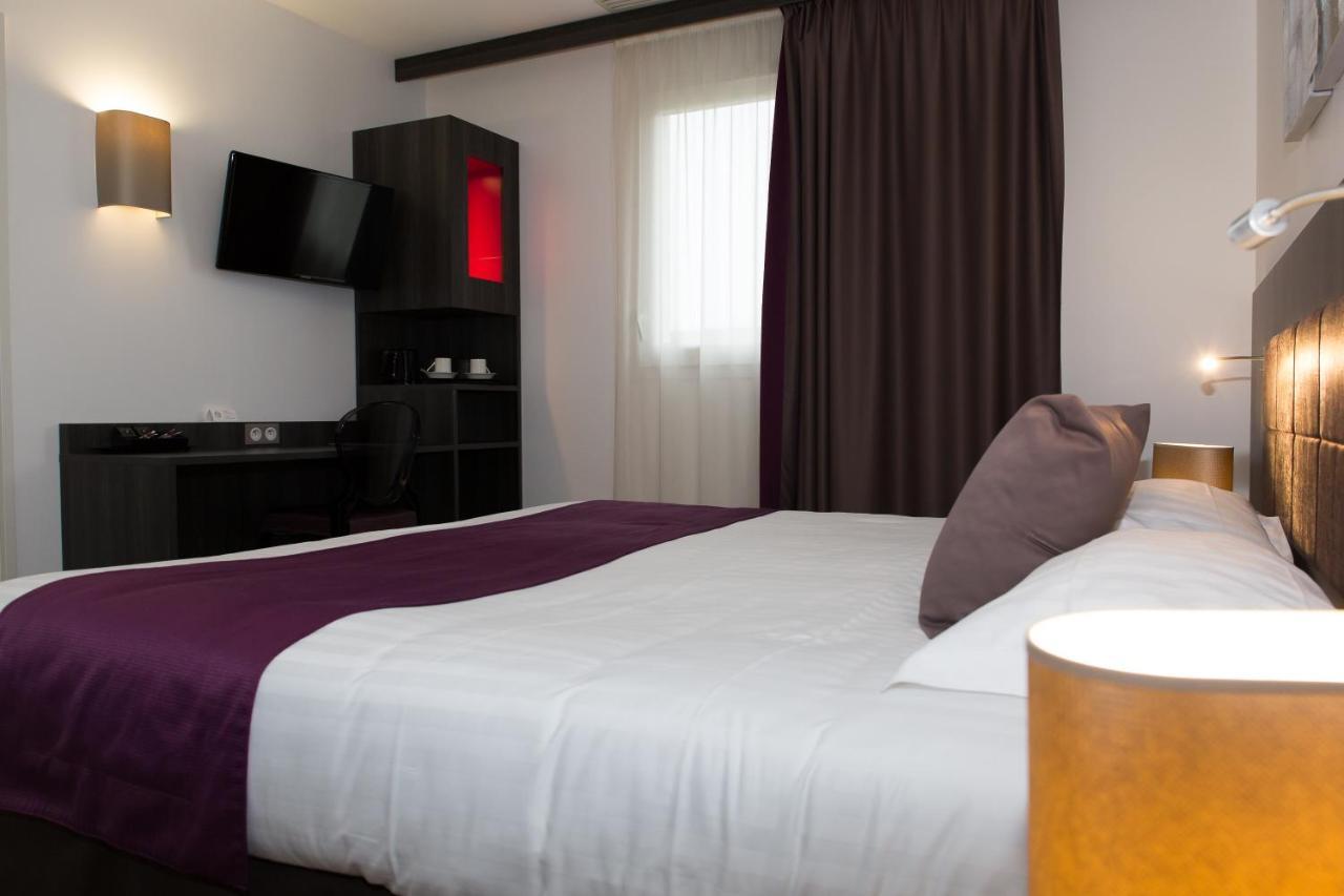 Hotel Le Domaine Des Oliviers Pierrelatte Exteriér fotografie